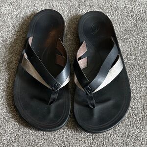 Women's Black and Silver Sandals - NWOT - Size 8
